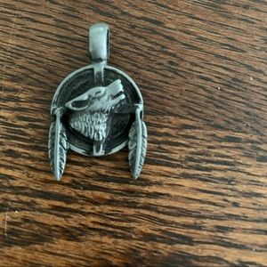Pewter wolf with feathers, pewter pendant #wolf